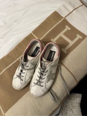 Golden Goose White Leather Sneakers with Pink Collar and Gray Star